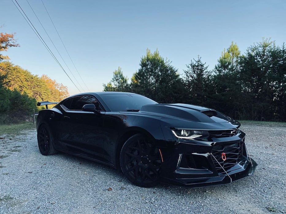 Three quarters view of a Chevrolet Camaro with Concept SMD Sidemarkers installed.