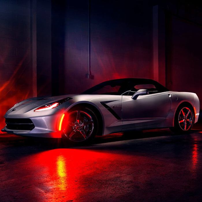 C7 corvette in garage with all sidemarkers on