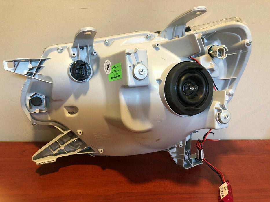 2012-2015 Toyota Tacoma Pre-Assembled Headlights with White LED Halos