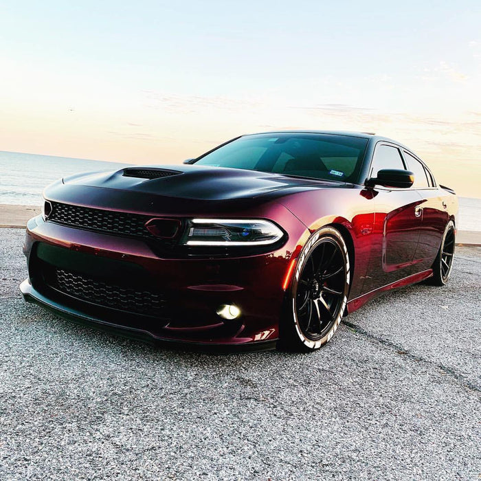 Three quarters view of a Dodge Charger with Concept Sidemarkers installed.